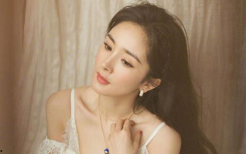 吃瓜娱乐圈杨幂是谁啊,娱乐圈当红小花杨幂的瓜田传奇