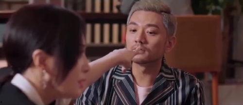 吃瓜娱乐圈八卦图文,揭秘明星幕后故事，吃瓜群众必看！